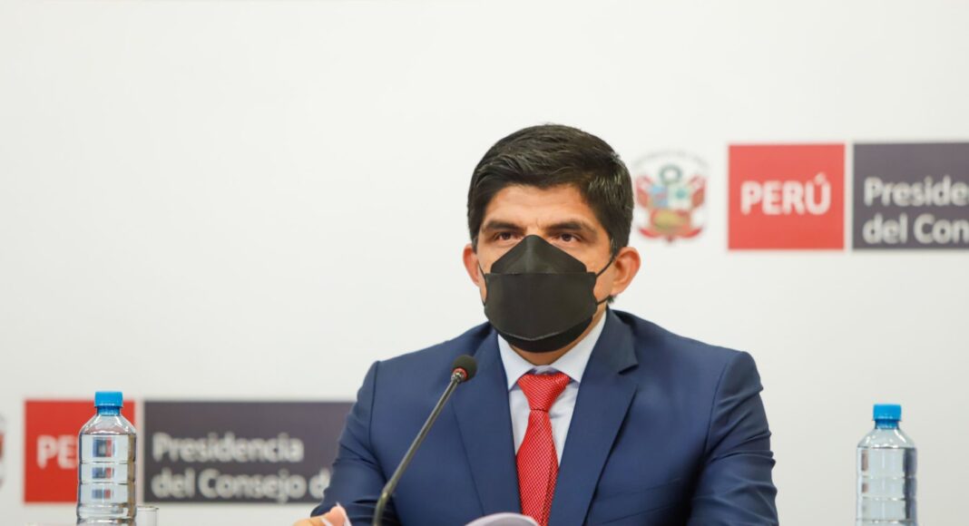 Ministro en UCI