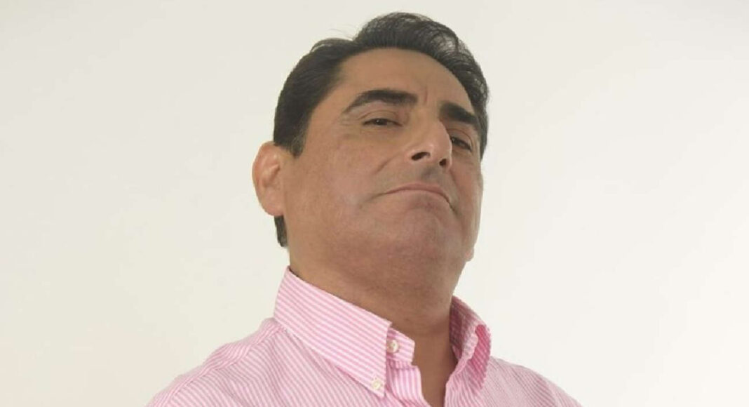 Carlos Álvarez