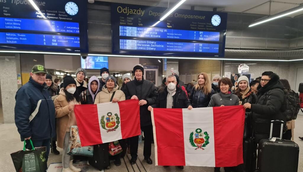 Peruanos que vivían en ucrania