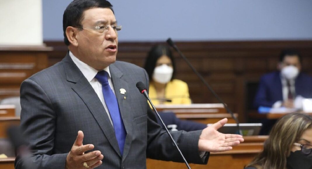 congresista Alejandro Soto