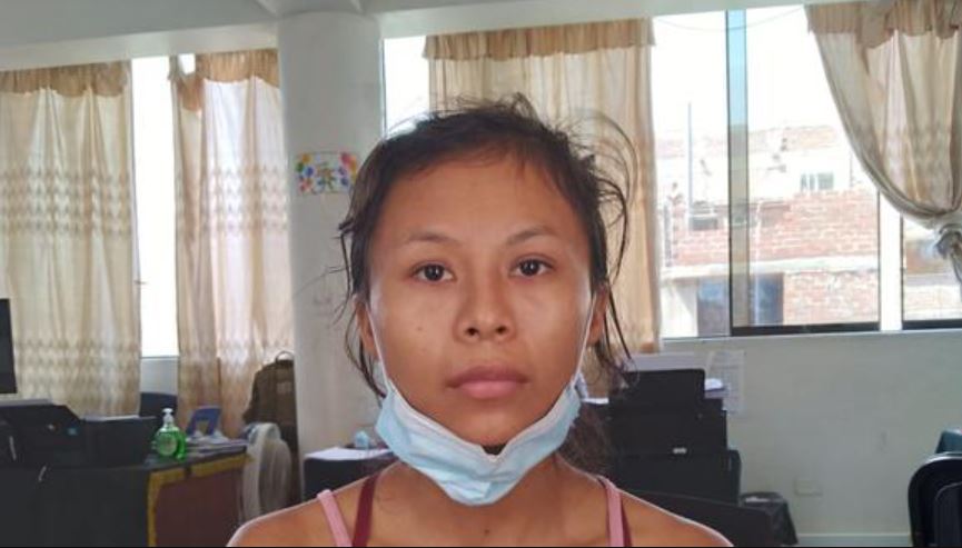 MUJER ASFIXIA A SU BEBÉ