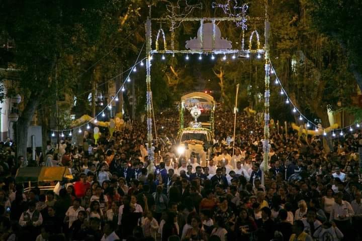 misa y procesión por corpus