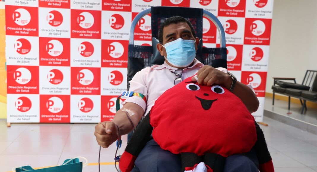 Hoy se llevo a cabo la campaña de donación de sangre a cargo de la DIRESA Piura.