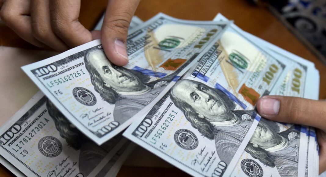 dólar