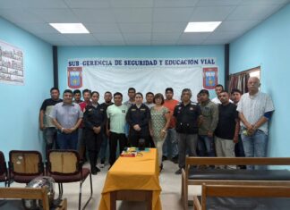 Capacitan a choferes para frenar infracciones de tránsito municipalidad-piura-policia-capacitan-conductores-seguridad-vial.jpg