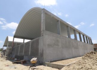 Polideportivo de Cerezal alcanza 98% de avance