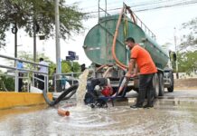 MPP evacúa aguas pluviales de la Urb. Los Tallanes